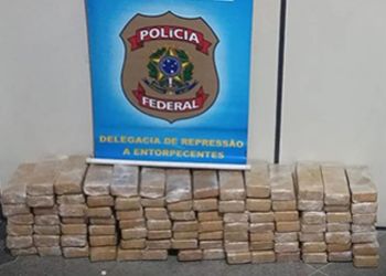 Caminhoneiro de Lagarto é flagrado com quase cem quilos de maconha e 47 aparelhos de Iphone sem nota fiscal